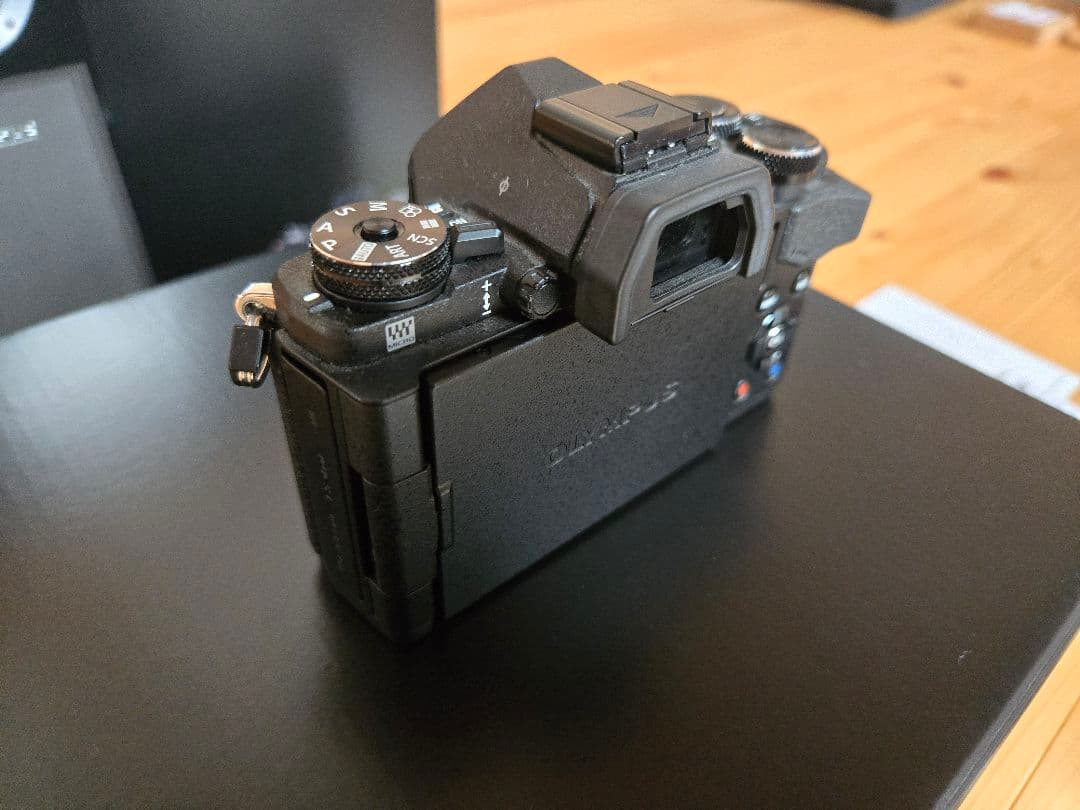 OLYMPUS OM-D E-M5 MarkII M.Zuiko14-42mm OLYMPUS OM-D E-M5 MarkII M.Zuiko14-42mm