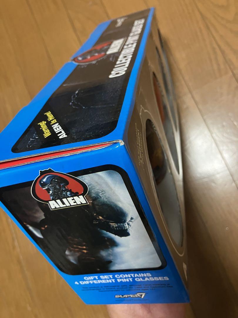 コレクション ALIEN CORRECTABLE PINT GLASS / Super7