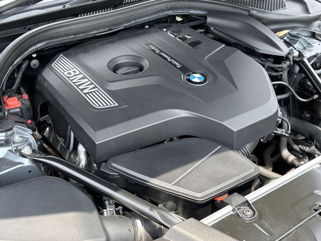 BMW 523iツーリング　Mスポーツ　G31