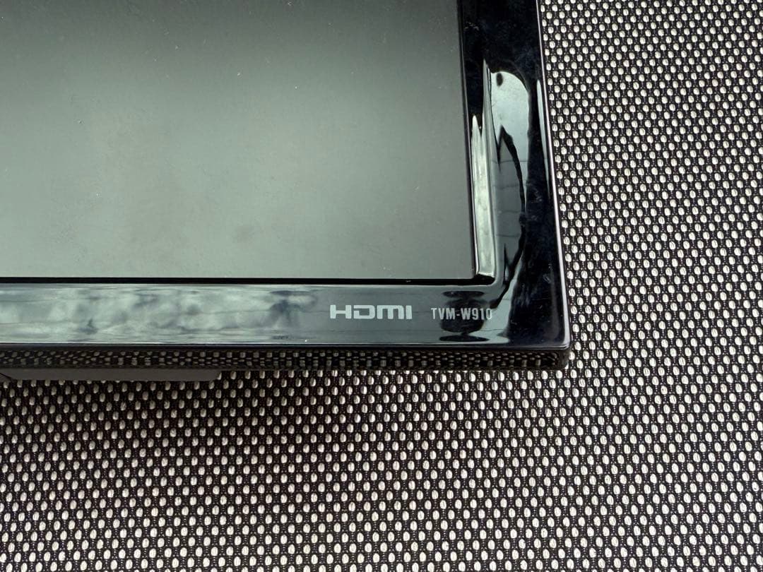 HDMIアーム式モニター目立った傷や汚れなし