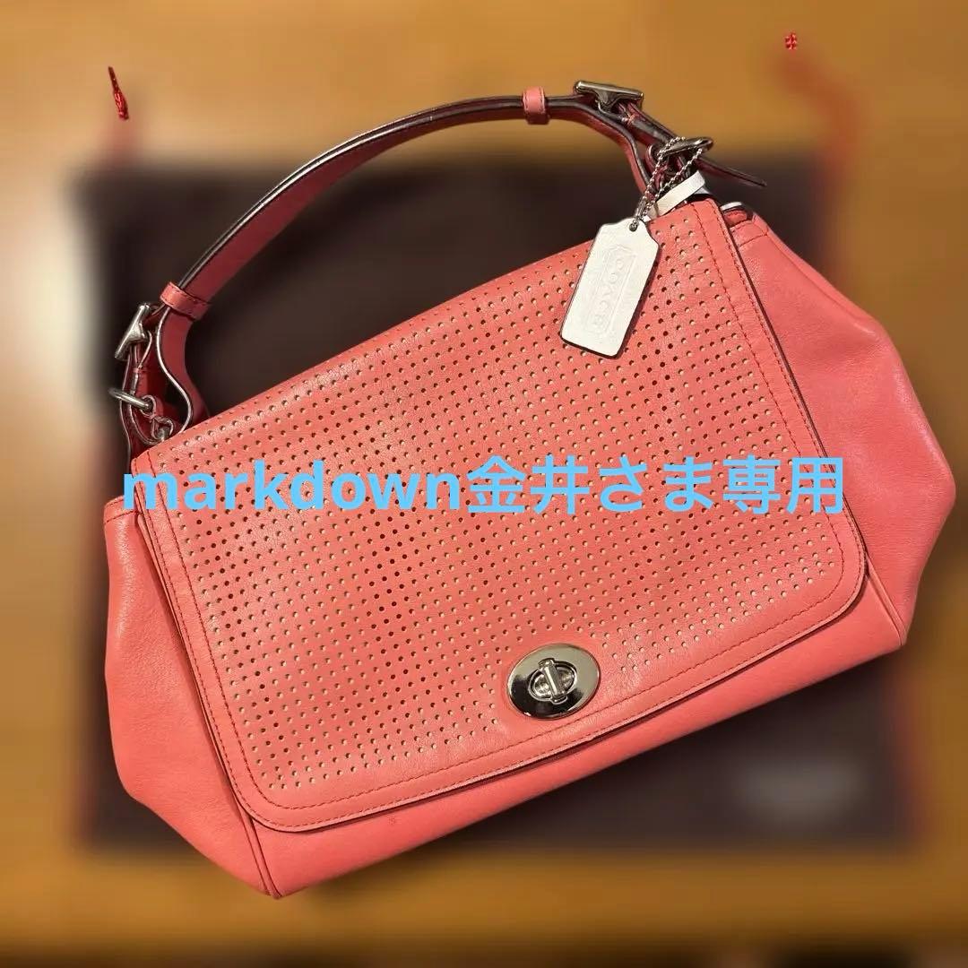 【美品】COACH パーフォレーションデザイン ハンドバッグ