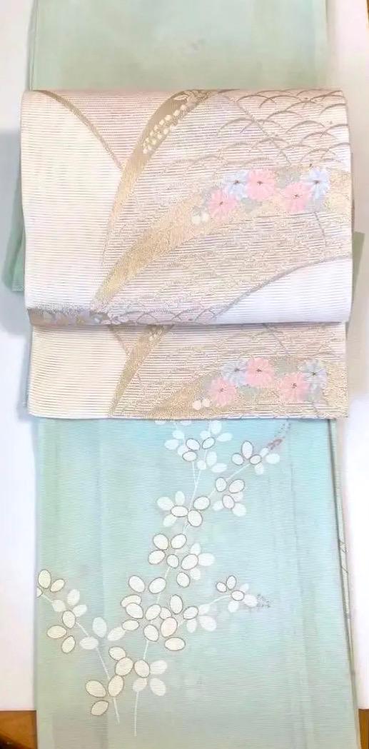 未使用美品 夏着物 訪問着 透明感ある美しさ 上質正絹 萩に竹 古典柄