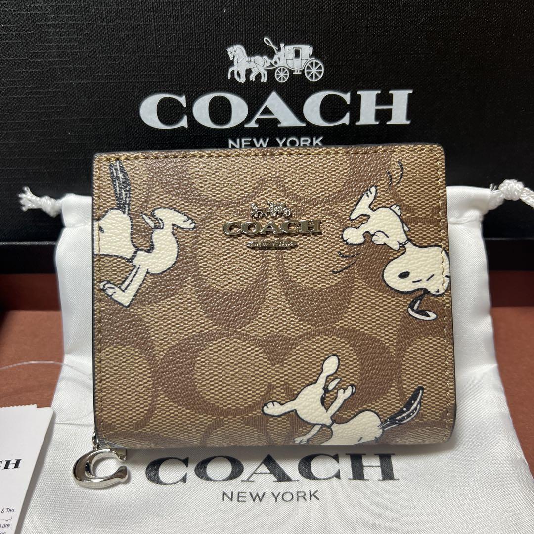 ☆新品未使用 COACH コーチ折財布 3-IN-1 ウォレットスヌーピー