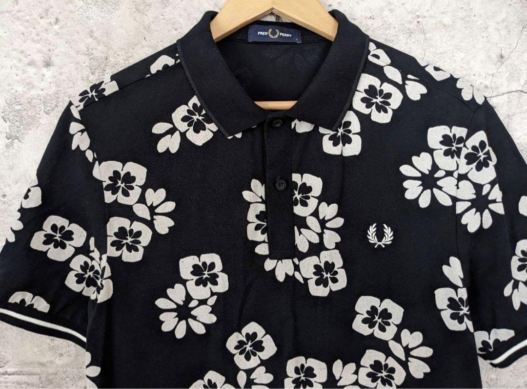 胸刺繍ロゴ