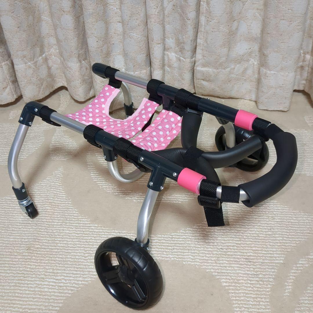 ワンちゃん4輪　リハビリ　食事補助　犬用車椅子　シニア補助介護　犬の歩行器 ワンちゃん4輪 リハビリ 食事補助 犬用車椅子 介護用 犬の歩行器