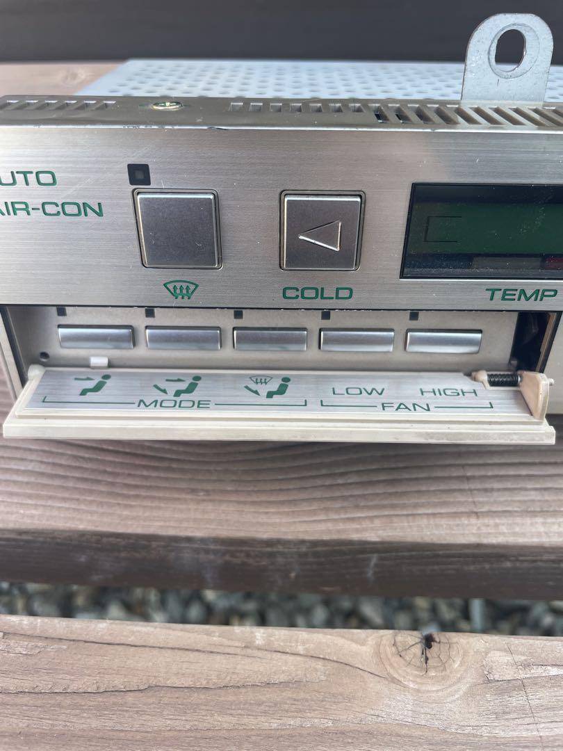 y30 オートエアコン