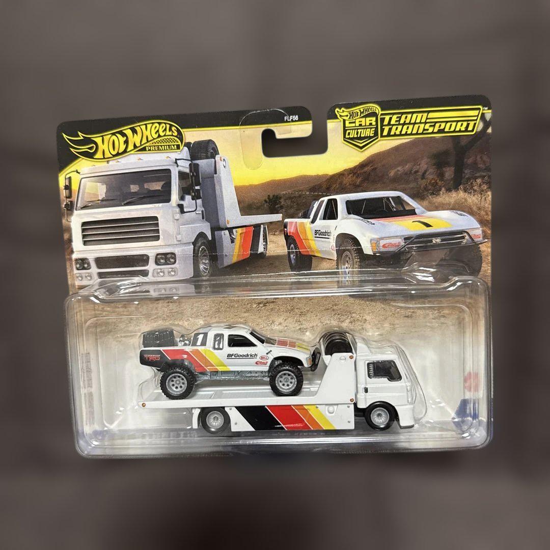 ホットウィール　チームトランスポート 日産&トヨタセット