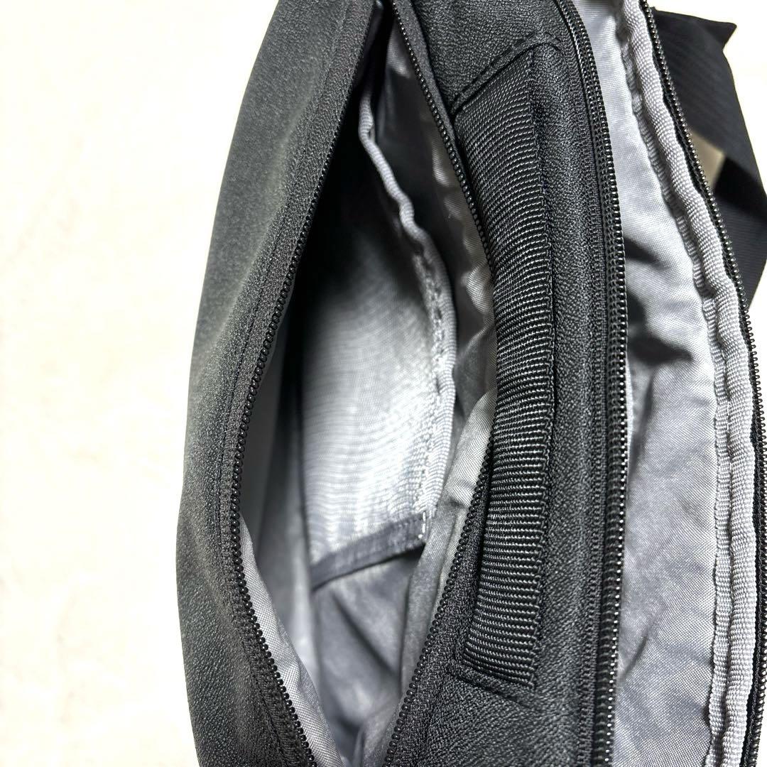 極美品✨エース　ショルダーバッグ　ボディバッグ　B5 ブラック　2way