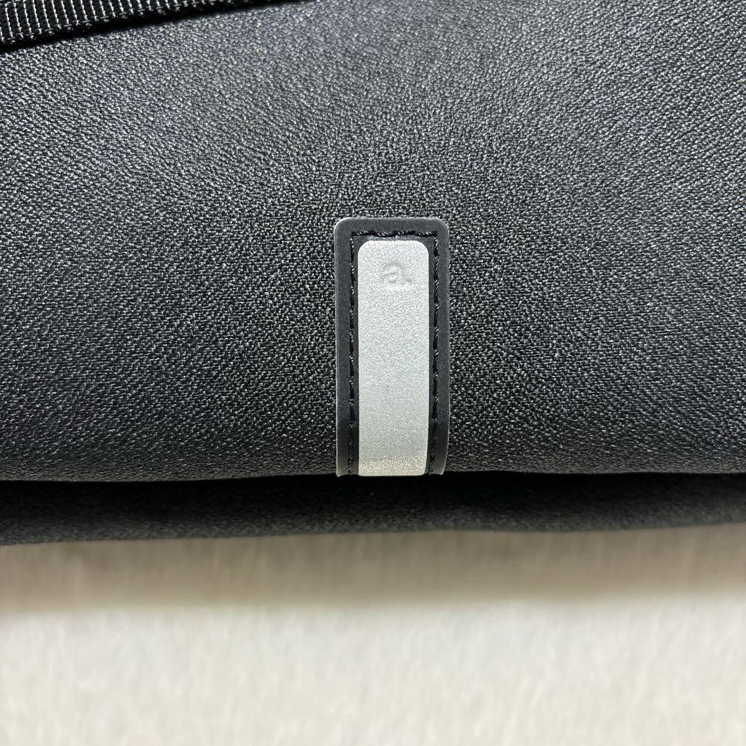 極美品✨エース　ショルダーバッグ　ボディバッグ　B5 ブラック　2way