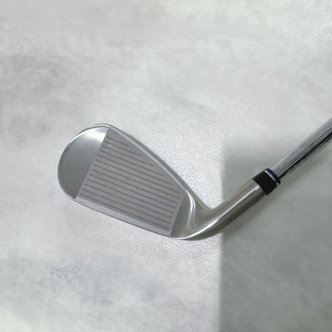美品 ゼクシオクロス2 7番単品アイアン MH2000 スチールS 2021年