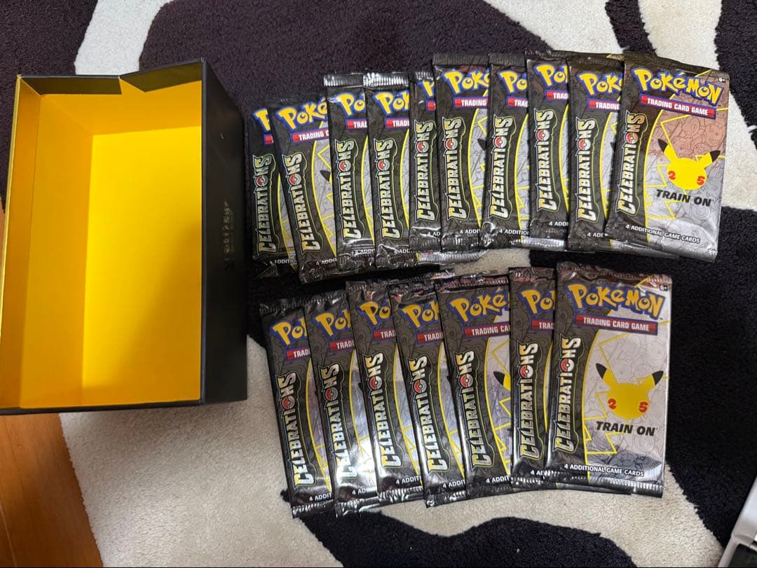 ポケモン　ウルトラプレミアムコレクション　25th セレブレーション　海外