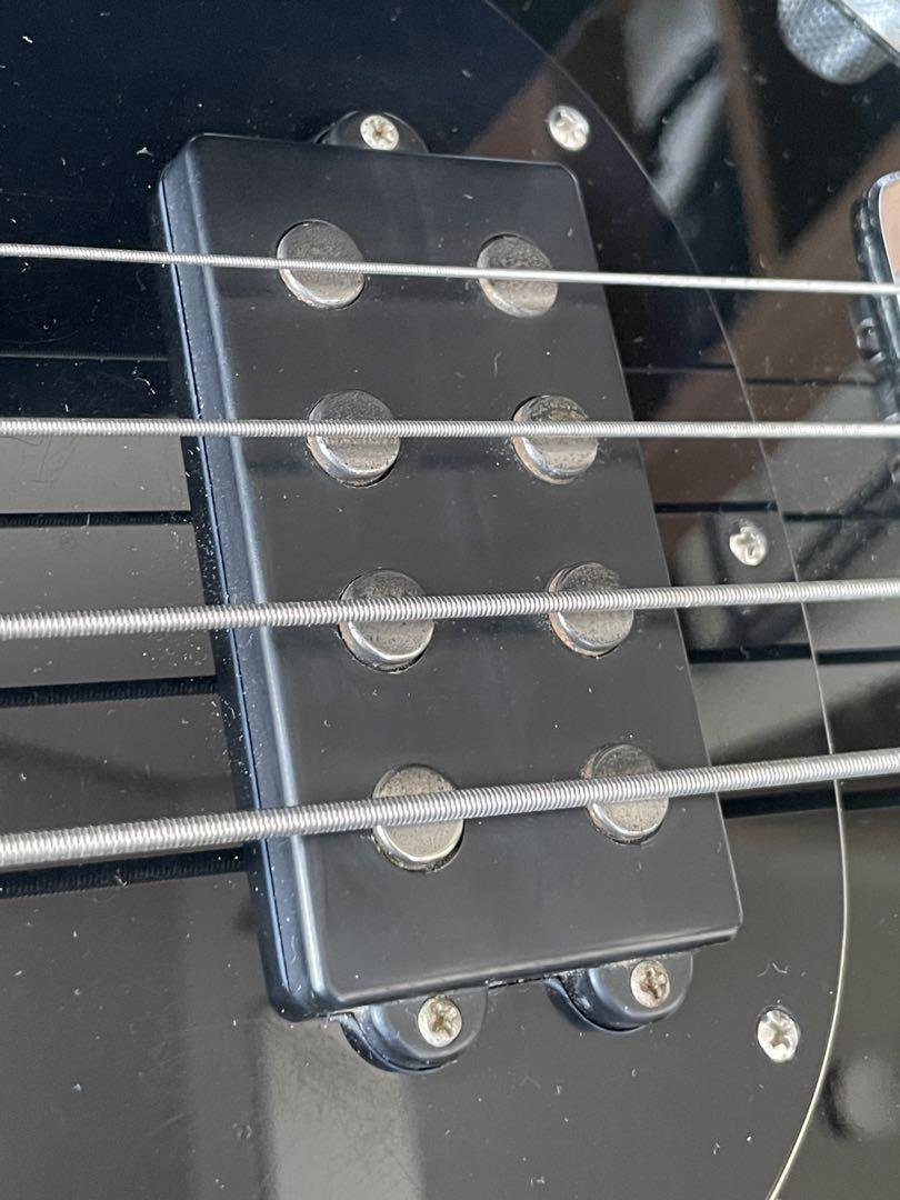 2010年製USA Music Man StingRay4 純正ハードケース付