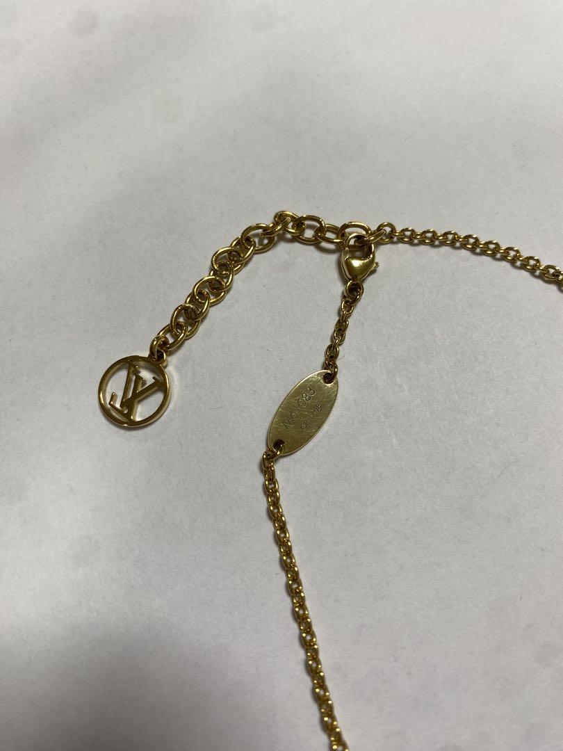セール 海外 ルイヴィトン ネックレス エセンシャルV アクセサリー