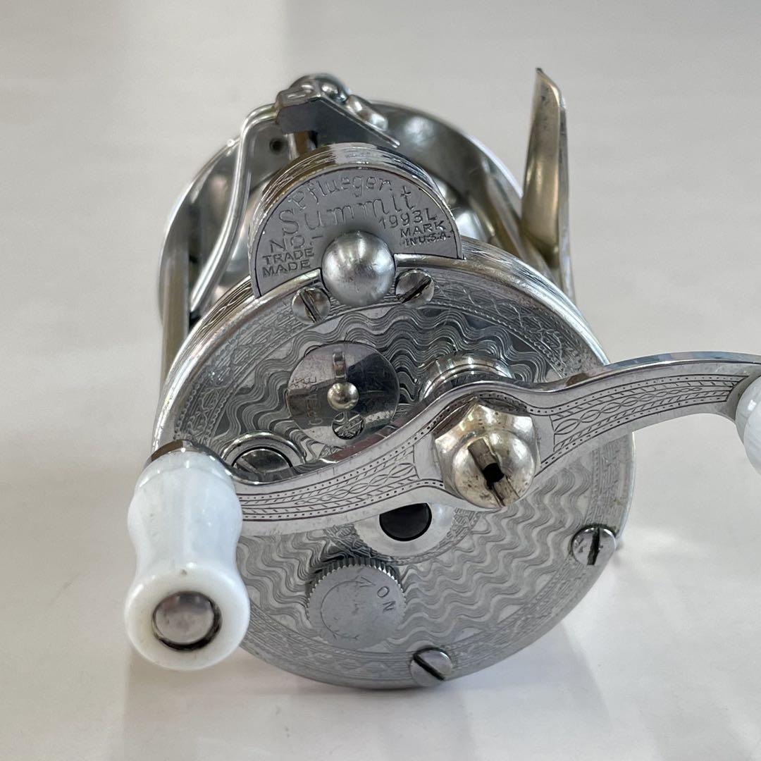 PFLUEGER SUMMIT 1993L　彫刻系ダイレクトリール PFLUEGER SUMMIT 1993L 彫刻系ダイレクトリール