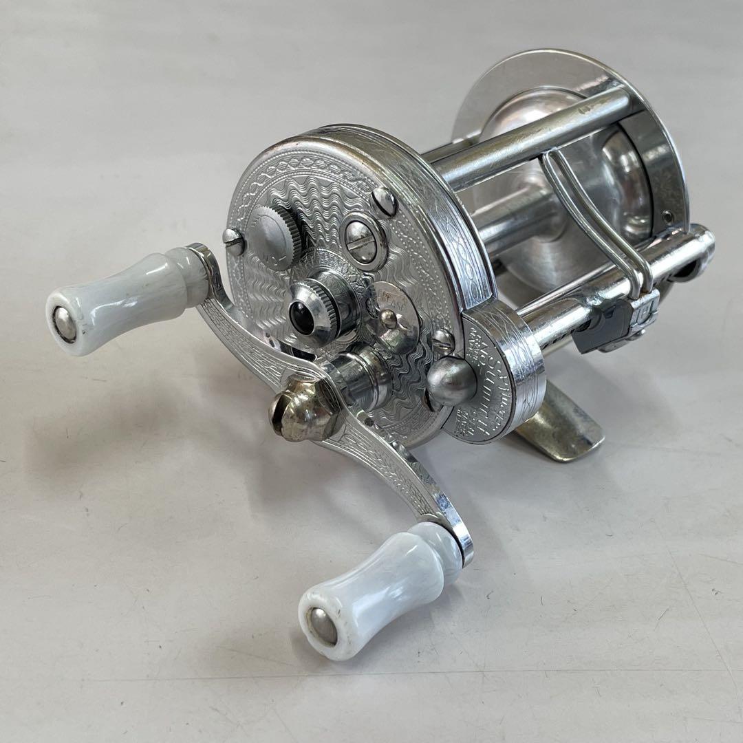 PFLUEGER SUMMIT 1993L　彫刻系ダイレクトリール PFLUEGER SUMMIT 1993L 彫刻系ダイレクトリール