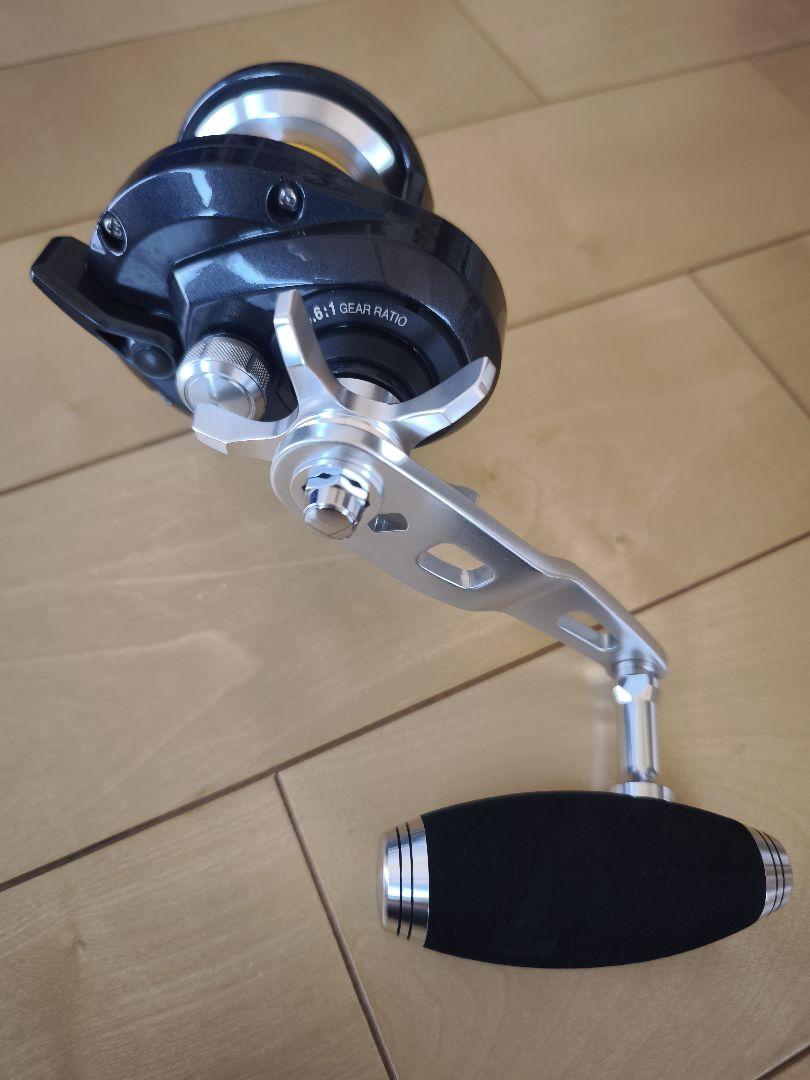 SHIMANO トリウム 2000PG リール
