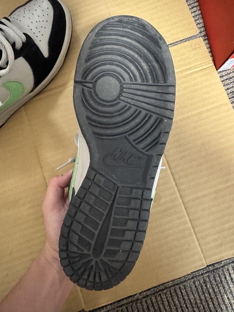 Nike dunk sb poison ナイキダンクSB ポイズン