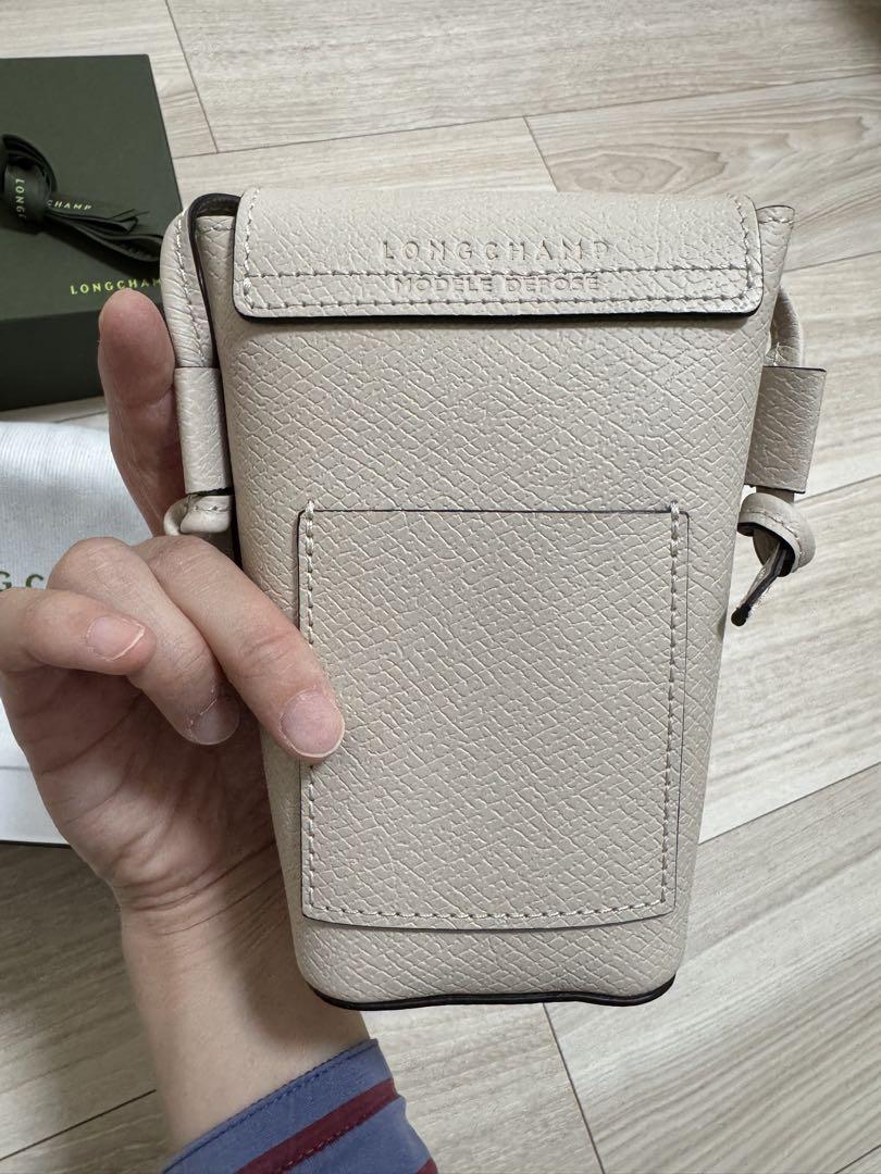 新品　LONGCHAMP エピュレスマートフォンケース　　ル プリアージュ®