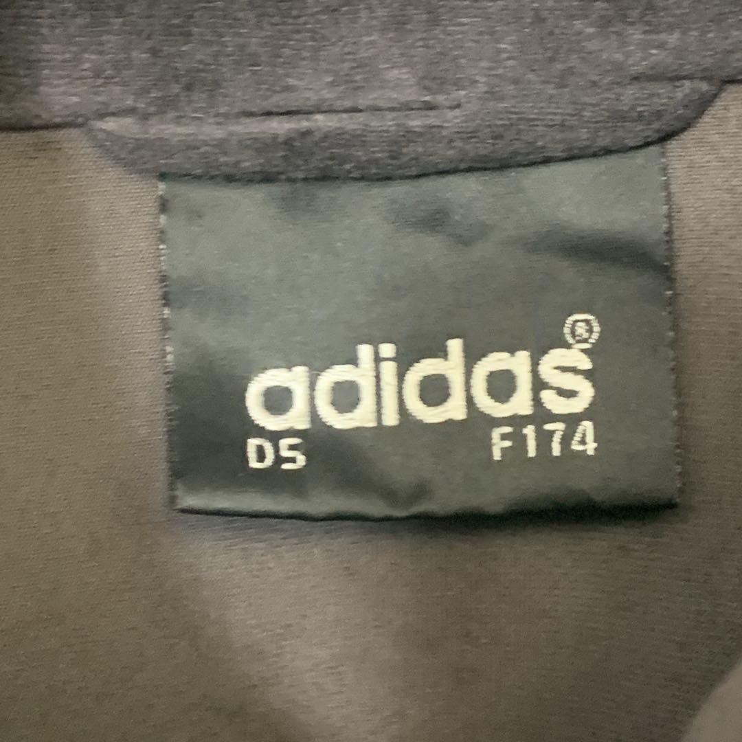 adidasベロア トラックジャケット