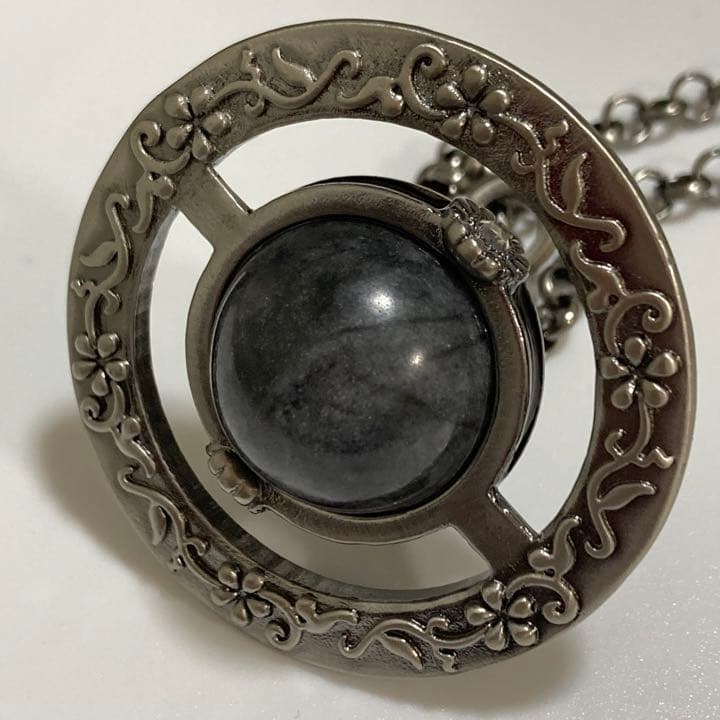 ヴィヴィアン オーナメンタルネックレス ブラック www.poltekkes-bsi.ac.id