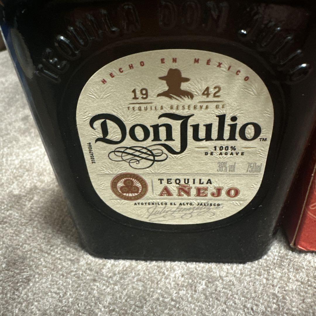 Don Julio ドンフリオ　テキーラ Añejo 750ml