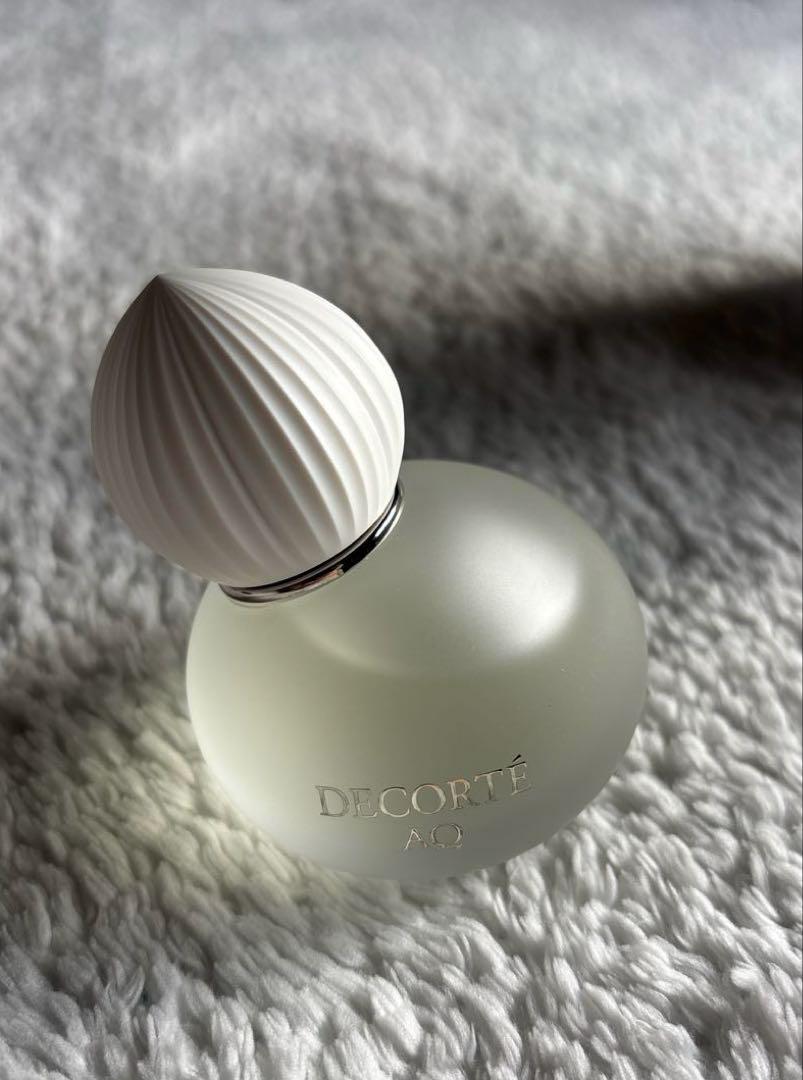1プッシュのみ使用　コスメデコルテＡＱ　オードパルファン　香水　30ml
