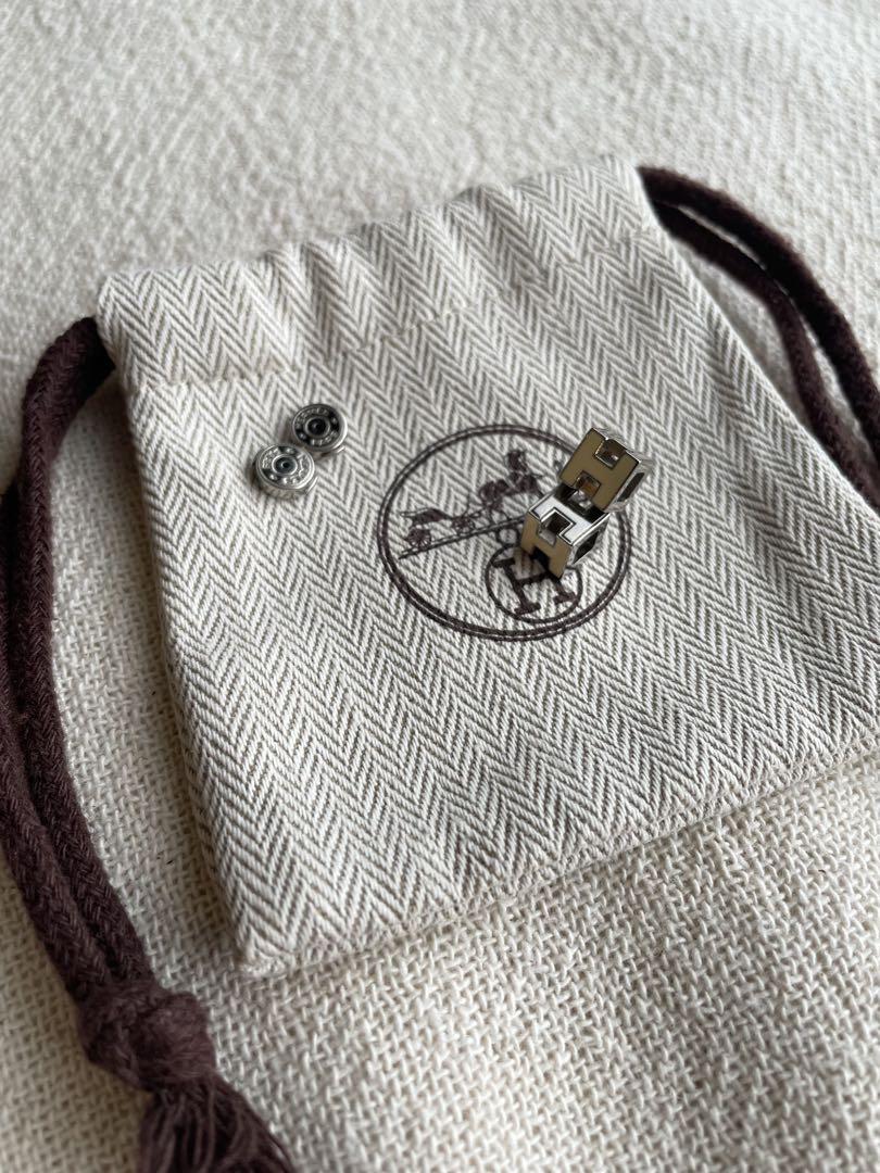 HERMES アイボリー カージュドアッシュ ピアス