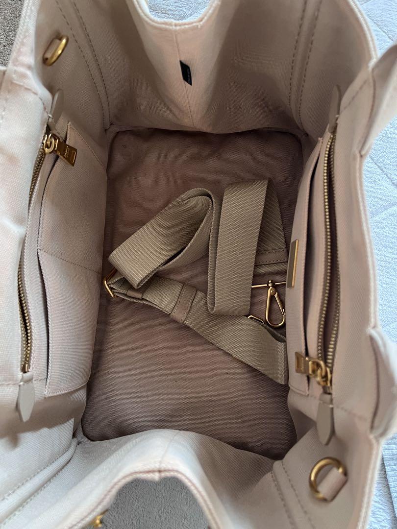 PRADA ベージュ トートバッグ