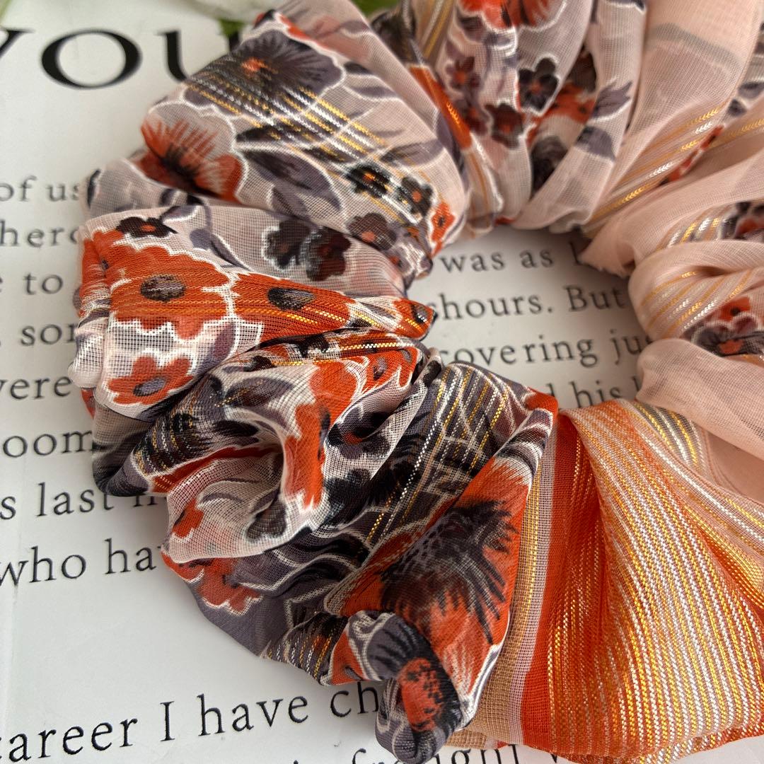 ハンドメイドシュシュ☆オレンジ花柄 ハンドメイドシュシュ☆オレンジ花柄