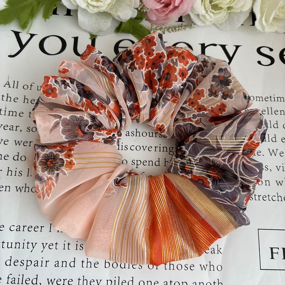 ハンドメイドシュシュ☆オレンジ花柄 ハンドメイドシュシュ☆オレンジ花柄