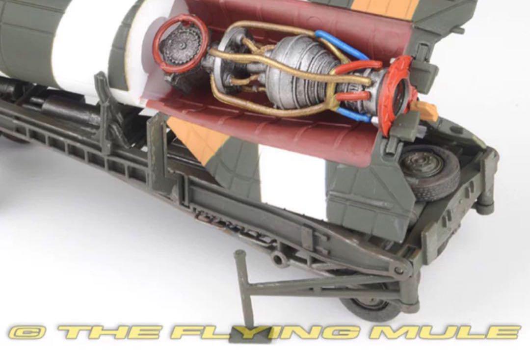 B）PMA製 WWⅡ ドイツ軍V2ロケット　弾道ミサイル　1/72 完成品模型