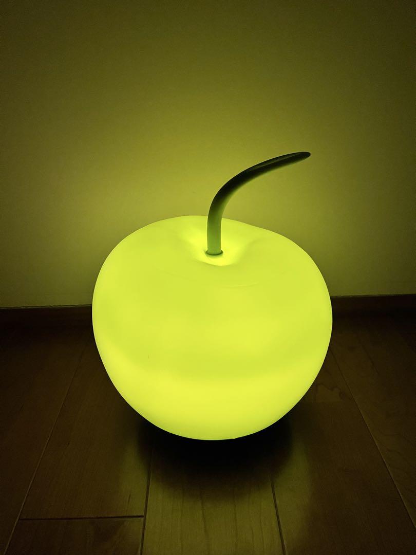 IKEA LED太陽電池式フロアランプ リンゴ形 グリーン 生産終了品