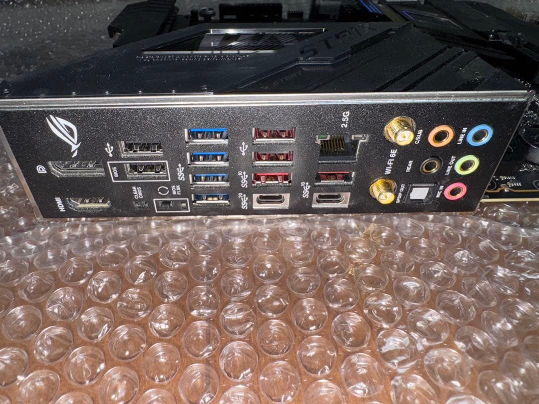 ASUS ROG STRIX Z790-F GAMING WiFi マザーボード