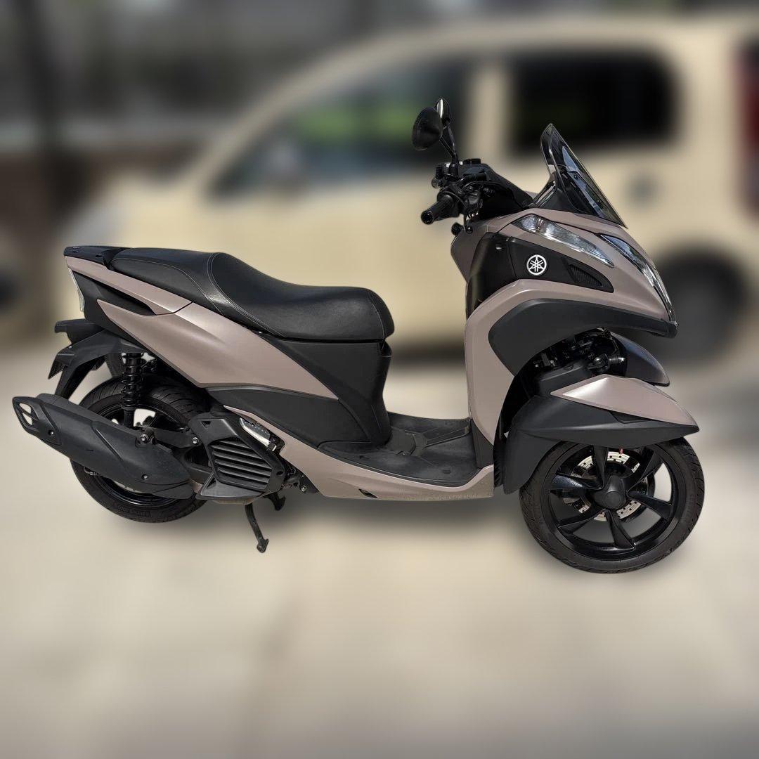 格安！ヤマハ　2023年式　 トリシティ125 SEK1j スマートキーモデル。