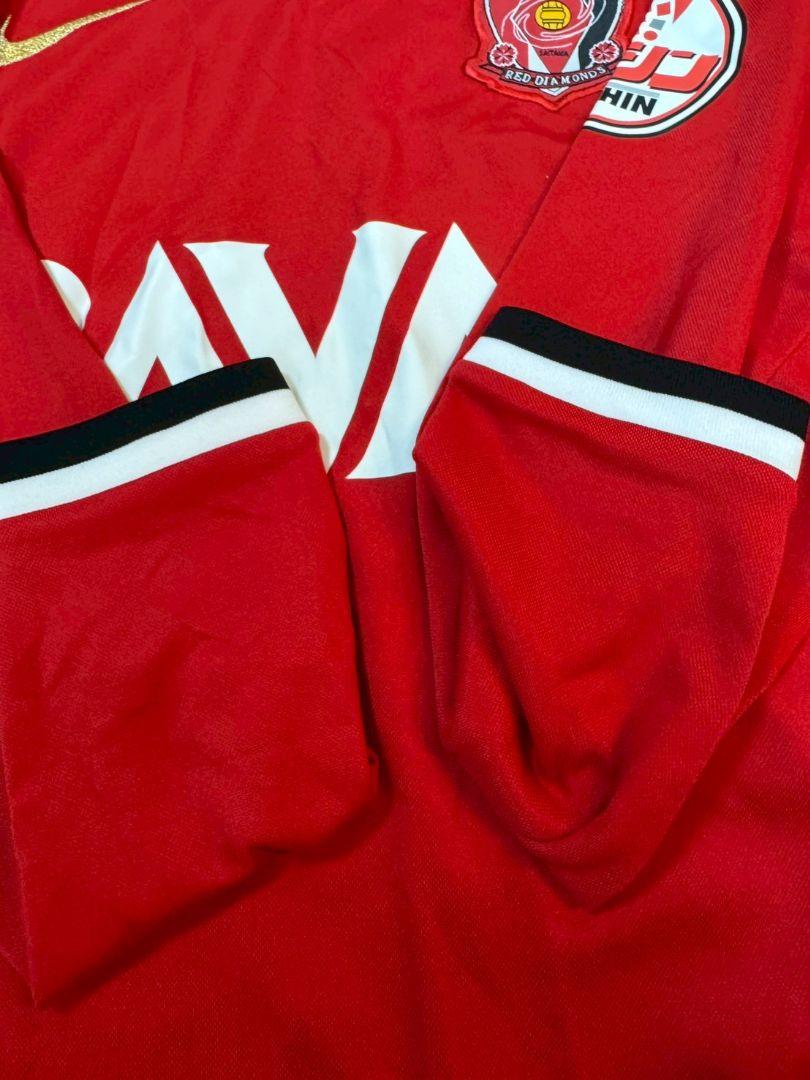 Urawa Red Diamonds Nike 長袖シャツ 赤