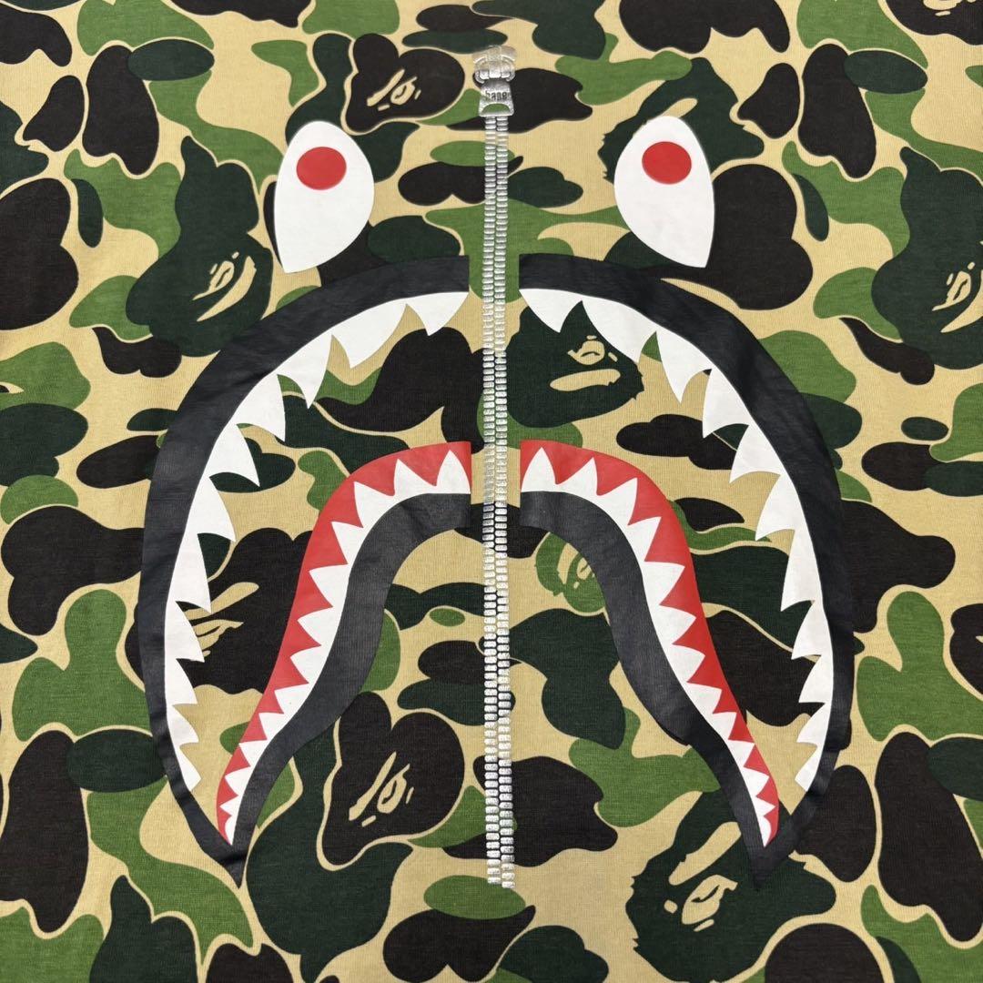 A BATHING APE ア ベイシング エイプ シャーク 迷彩Tシャツ 3L
