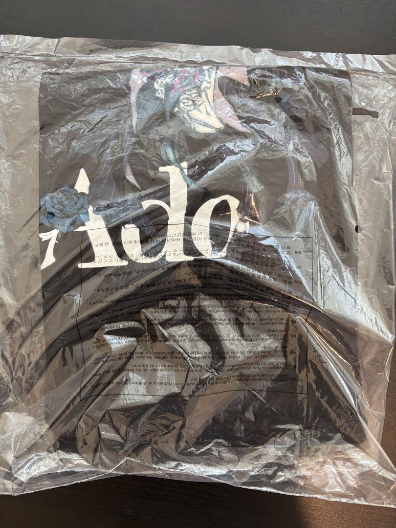 Ado Hot Topic Tシャツ Ado Roses Pose T-Shirt | Hot Topic