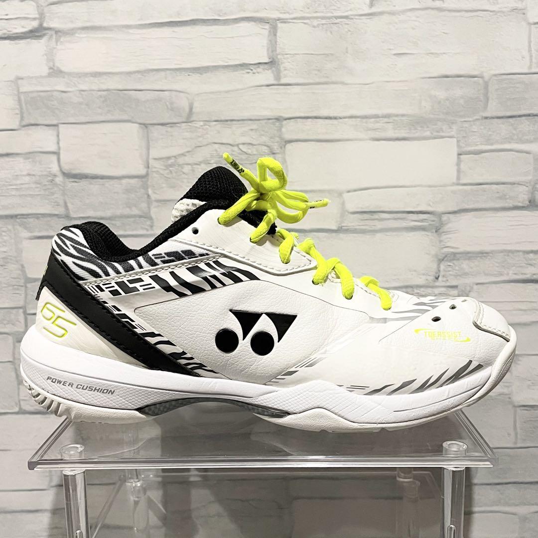 YONEX パワークッション 65Z 桃田賢斗モデル ホワイトタイガー 23㎝