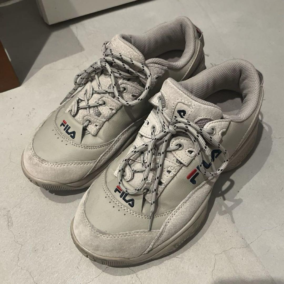 FILA★CONCOURS LOW 96★ロゴ★ダッドスニーカー★厚底★2色 FILA☆CONCOURS LOW 96☆ロゴ☆ダッドスニーカー☆厚底☆2色