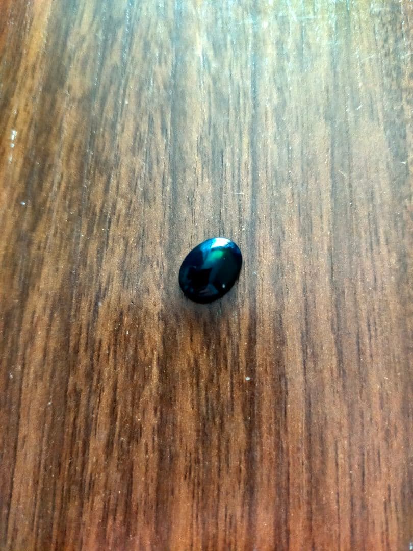 ブラックオパールカット