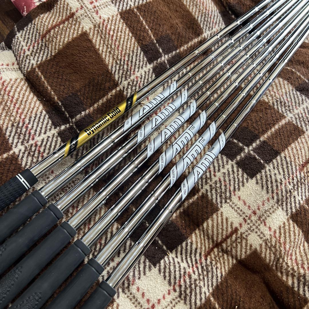TRUE TEMPER AMT TOUR WHITE