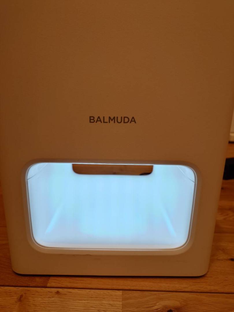 【美品】BALMUDA 空気清浄機 The Pure A01A-WH