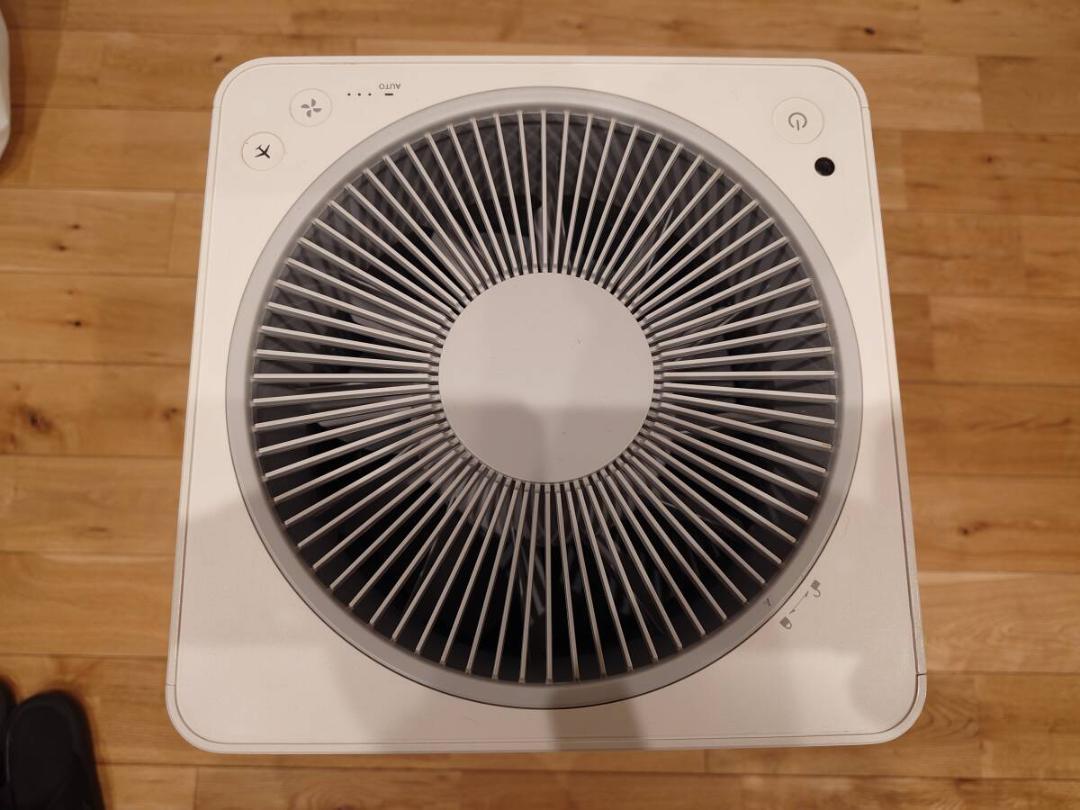 【美品】BALMUDA 空気清浄機 The Pure A01A-WH