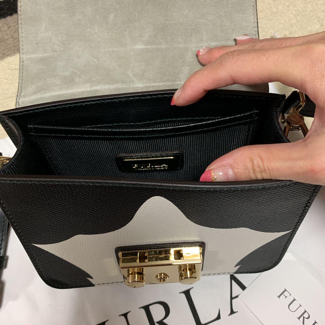 FURLA 猫 未使用に近いフルラ メトロポリス クロスボディ ネコ FURLA 猫 未使用に近いフルラ メトロポリス クロスボディ ネコ