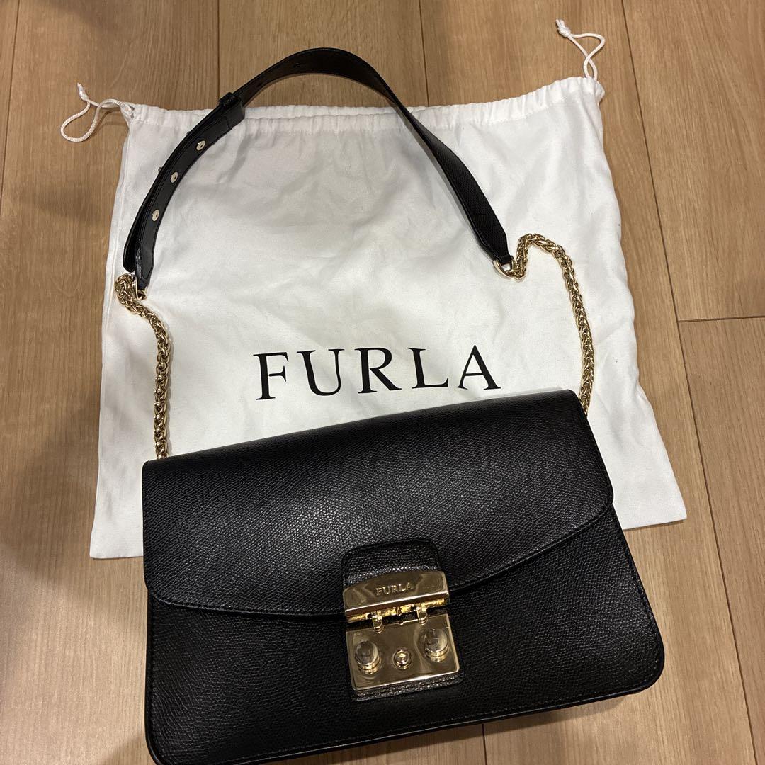 FURLA 黒 メトロポリス　ショルダーバッグ