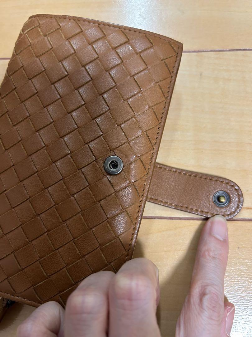 ボッテガヴェネタ　二つ折り財布