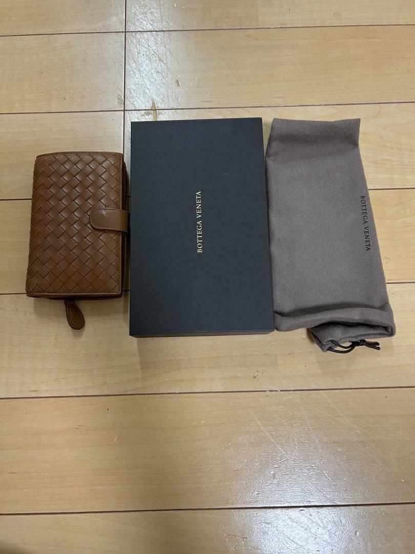 ボッテガヴェネタ　二つ折り財布