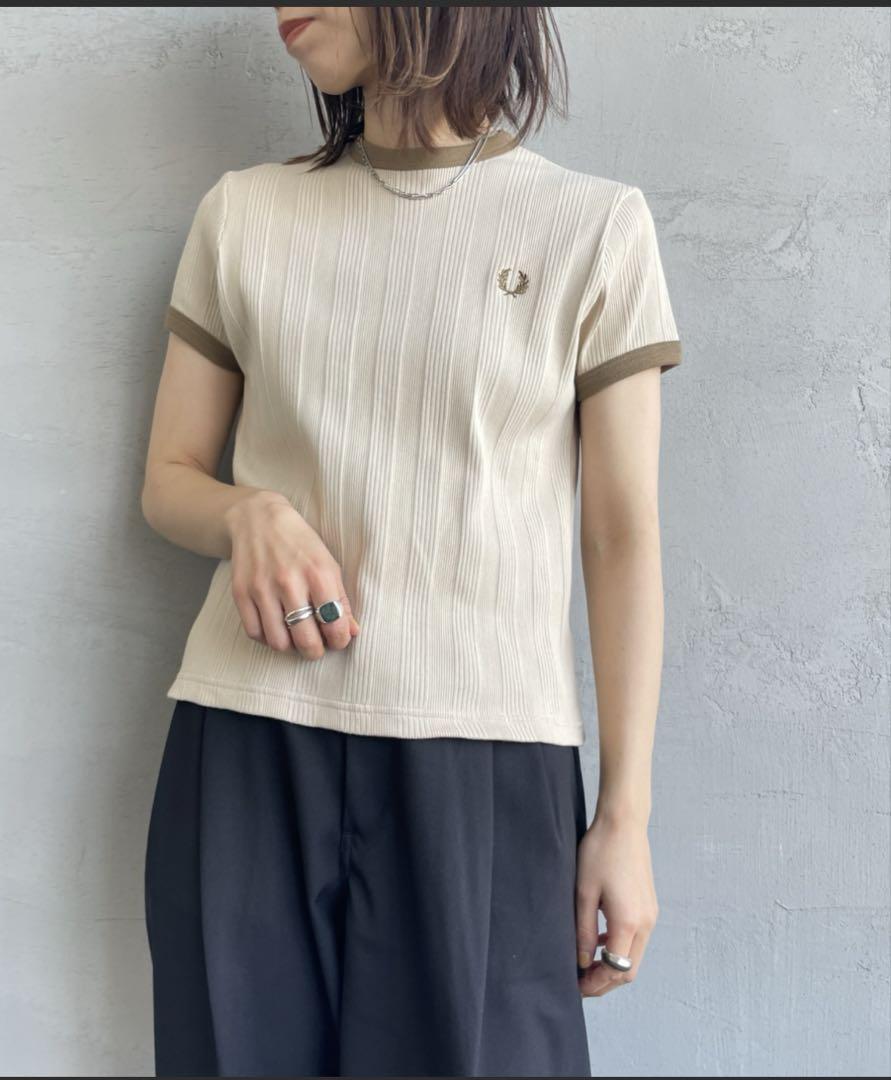 FRED PERRYランダムリブ ワンポイントロゴ刺繍 リンガーTシャツ
