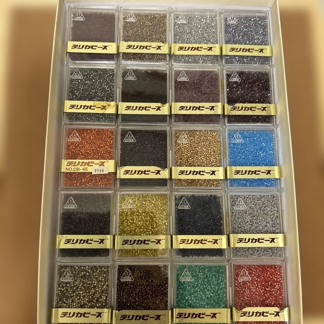 MIYUKIデリカビーズ40色