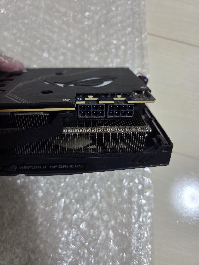 グラフィックボード・グラボ・ビデオカード ASUS ROG-STRIX-RTX2080TI-O11G-GAMING